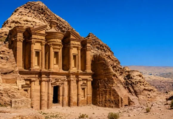 Sentiero principale di Ad-Deir