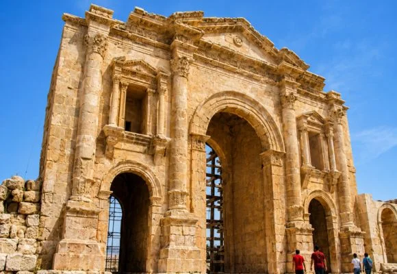 Arco di Adriano